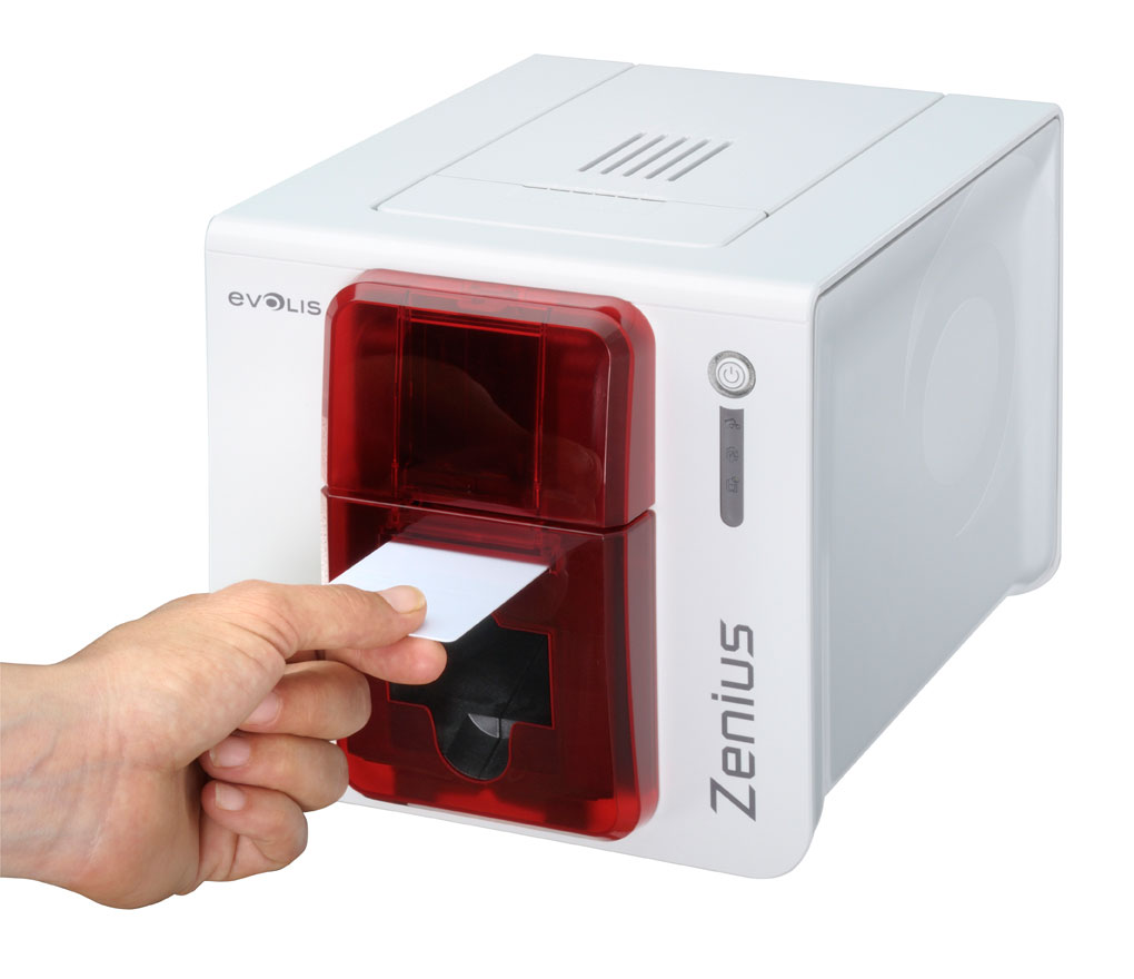 Zenius-Red-Hand-feed-1.jpg Zenius-Red-Hand-feed-1.jpg